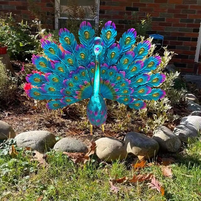 Beautiful Peacock Statue Decor