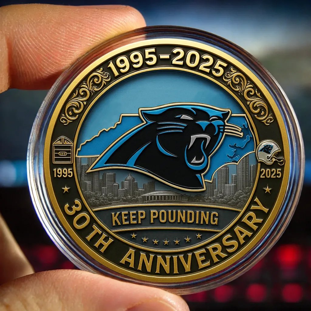 🔥Limited Edition🎁1995–2025 Carolina Panthers 30th Anniversary Commemorative Coin