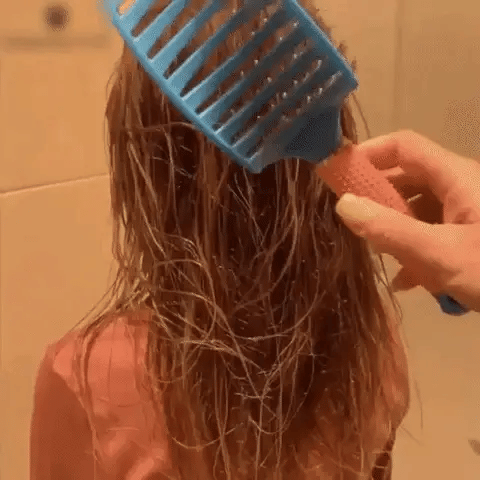 The Popbrush does not break the hair