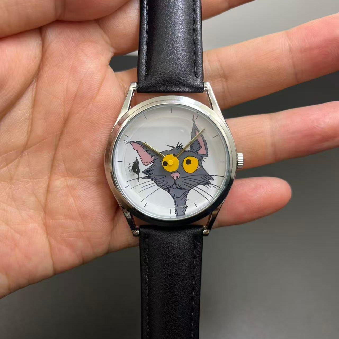 Cat watch face close up